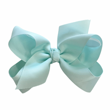 Load image into Gallery viewer, Medium Classic Bow Knot Wrap